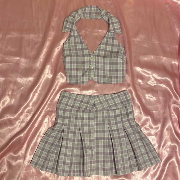 Y2K Purple Plaid ButtonUp Collared Halter Top w/Matching Skirt - Picture 6 of 6